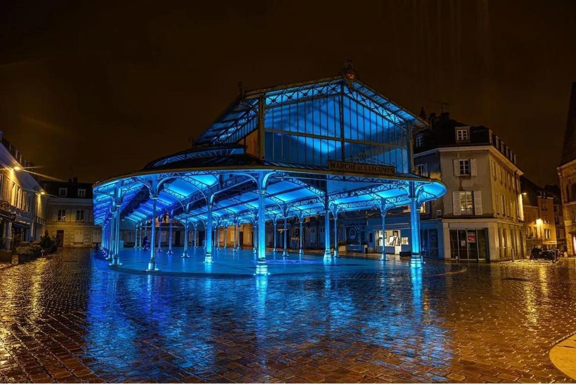 En Mode Cinema! Hyper Centre Ville Avec Terrasse ชาร์ตร ห้อง รูปภาพ
